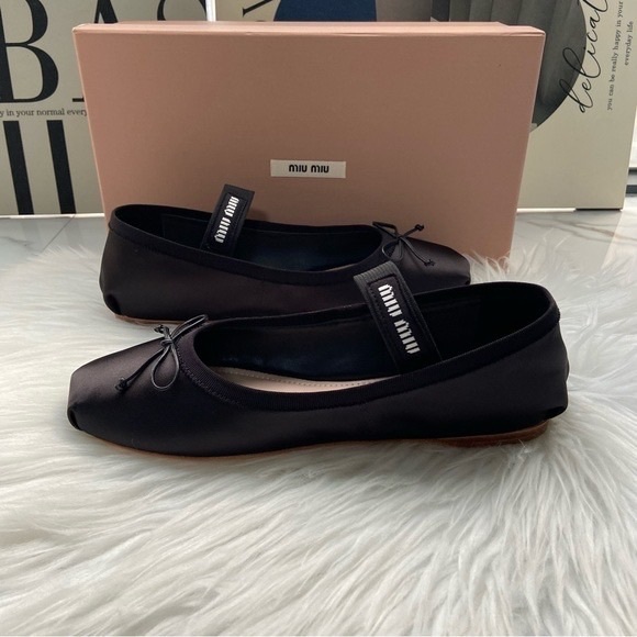 Miu Miu Black Women's Ballet Flats - Picture 7 of 8